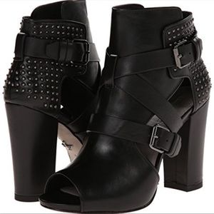 Pour La Victoire Estel Black Studded Chunky
Heel Peep-Toe Booties  Size:…